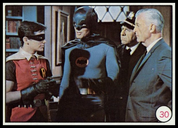 30 Batman, Robin, Comissioner & Captain